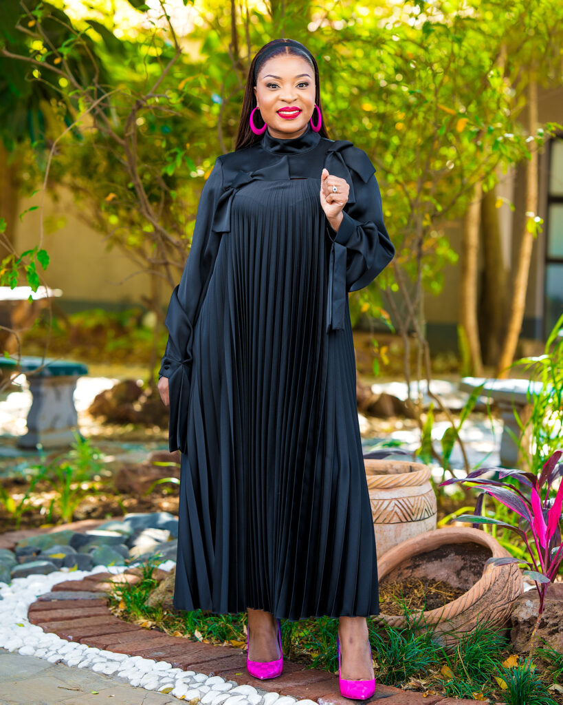 Nocturne Chic” Pleated Maxi